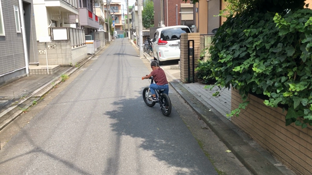 補助輪ナシ自転車の記事動画