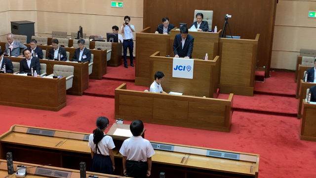 こども議会 / 防府市で開催 令和元年7月29日の記事動画