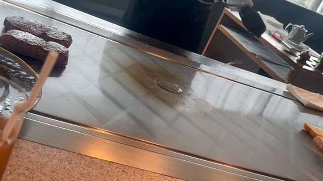 GWはお出かけせず鉄板焼きへ♪の記事動画