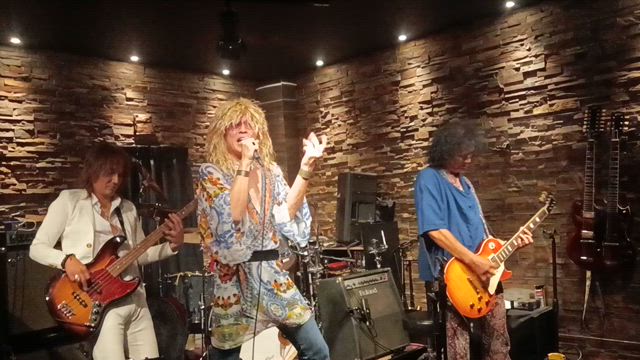 狂熱のライブ！の記事動画