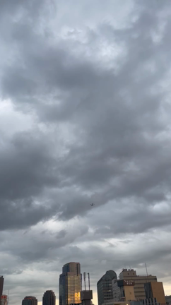 空に近めの東京の記事動画