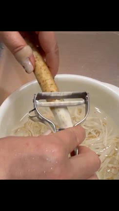 【お弁当作り】牛ごぼう乗っけ弁。レシピもあるよ！の記事動画