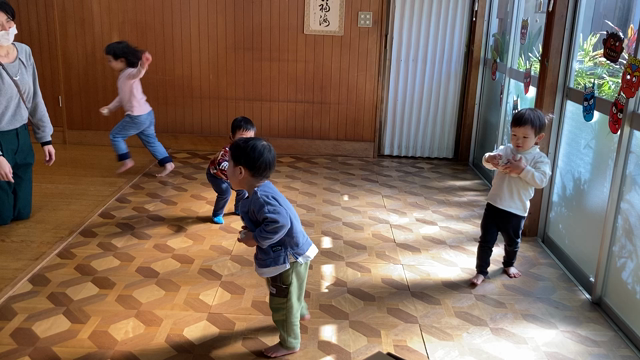 杉並区西荻窪　鬼は〜外！、福は〜内！の記事動画