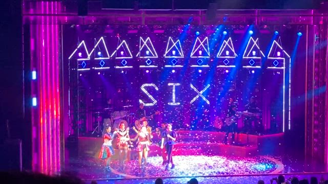 久しぶりの舞台「SIX」の記事動画