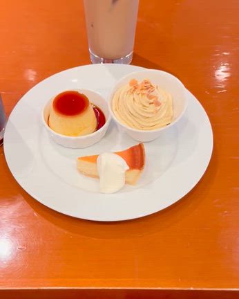 【カフェモロゾフ】　秋のデザートプレートとお飲物　カフェオレの記事動画