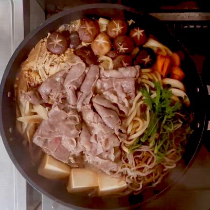 ［おうちごはん］　国産黒毛和牛ですき焼き ＆ すき焼き丼の記事動画
