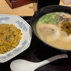 とんこつラーメン＠福岡空港の画像