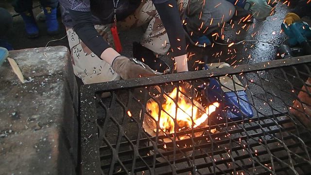 2/8親子サバイバル体験〜ミニナイフ作り教室@やまだようじ自然塾の記事動画