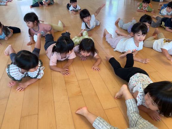 ★年少　さくらんぼリズム♪の記事動画
