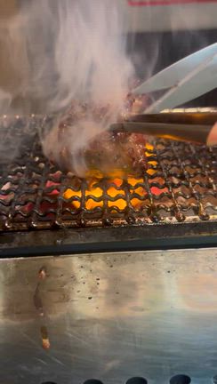 赤坂 神戸焼肉 肉兵衛の記事動画
