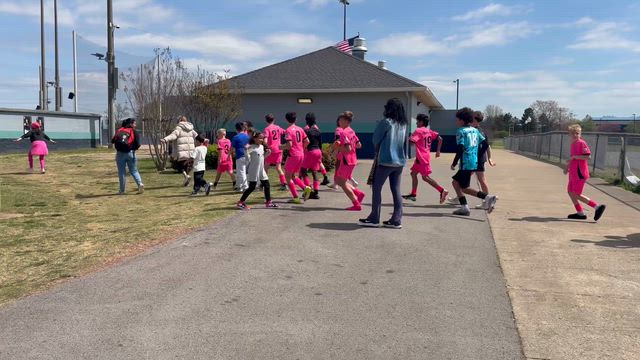 サッカー少年たち全員が全力疾走した訳の記事動画
