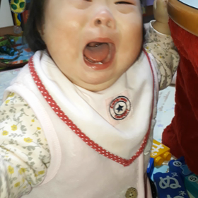 膝立ちの画像