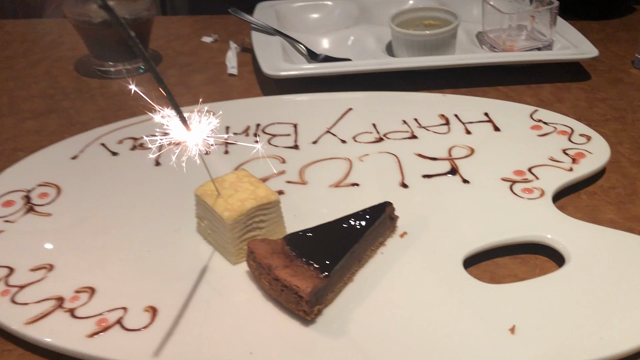 夫の誕生日はホテルビュッフェと手作りビーフシチュー♡の記事動画