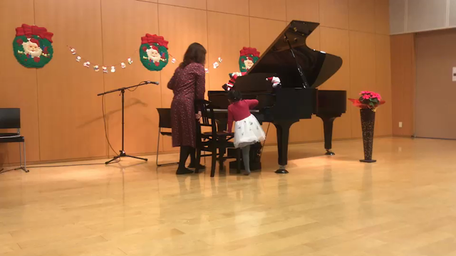 クリスマスコンサート&パーティー終了！の記事動画