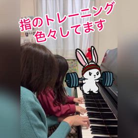 指トレーニング【可愛すぎる動画】の画像