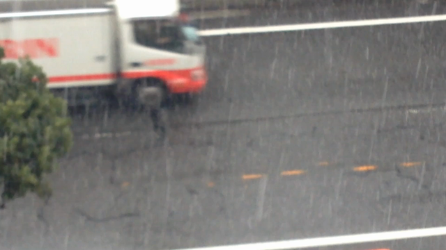 降ってきましたの記事動画