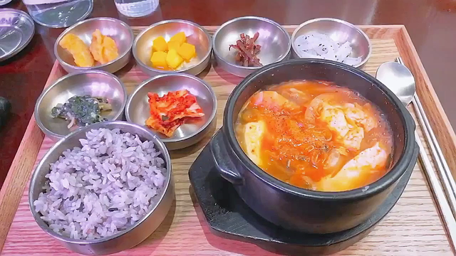 カンナム駅周辺☆美味しいご飯屋さんの記事動画