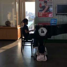 駅ピアノの画像