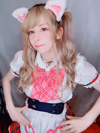 誕生日会、メイドカフェで！の記事動画