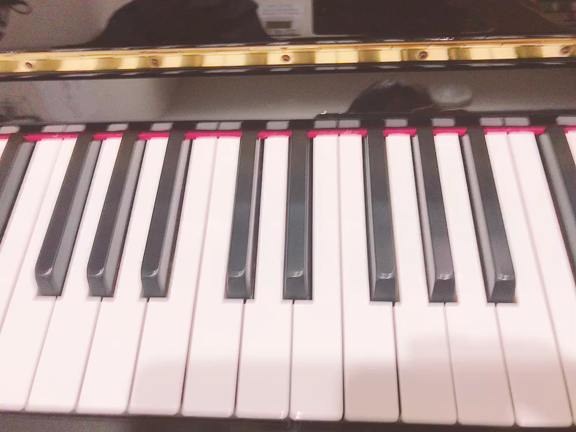 スキマ時間でできる指を鍛える練習法【ピアノ】の記事動画