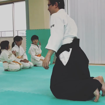 「落ちつき」の動画ですの記事動画
