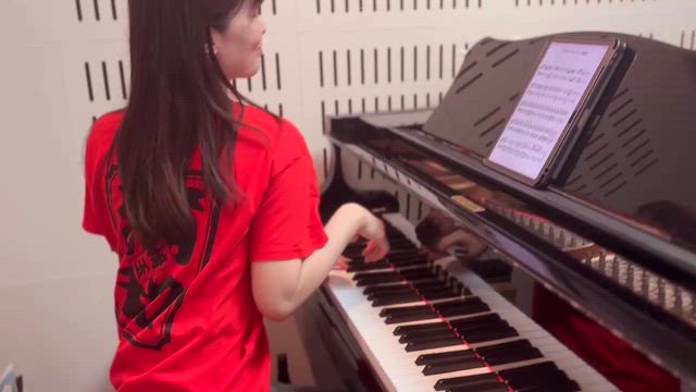 美味しいランチと楽しいアンサンブルの記事動画