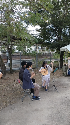 真夏日のマルシェの記事動画