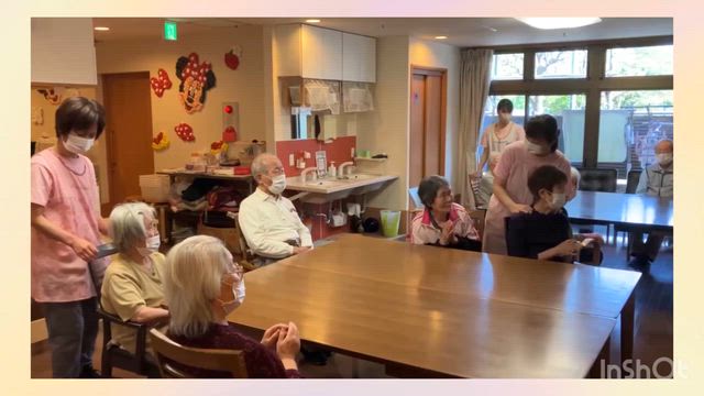 母さんお肩を叩きましょうo(^-^)oの記事動画