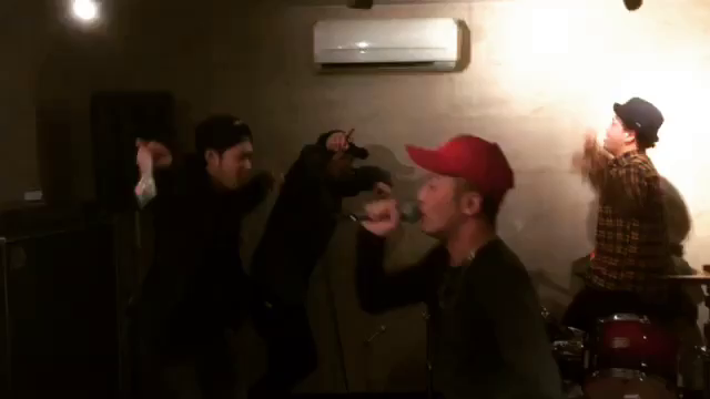 シュールwの記事動画