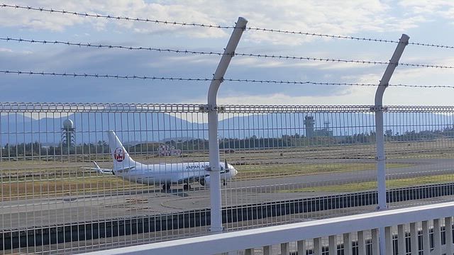 スマホのパワーで小松を撮るの記事動画