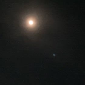 月の画像