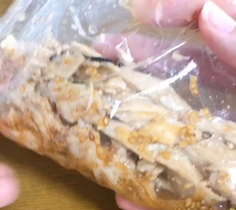 【美味しすぎる】免疫力もアップ！腸にいい鶏むね肉の腸活レシピの記事動画